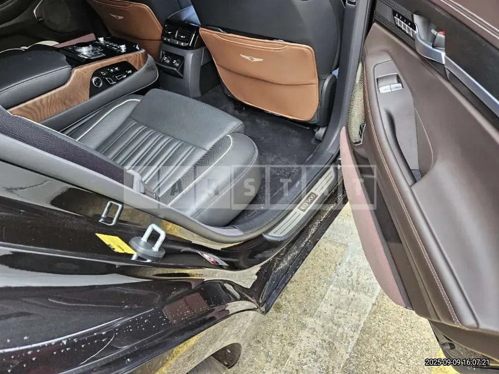 Photo 2 of 15: 2018 Genesis EQ900 3.8 — Korean insurance auction