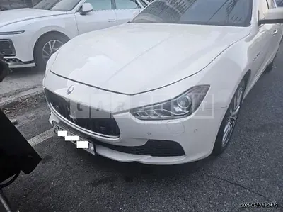 2016 Maserati Ghibli
