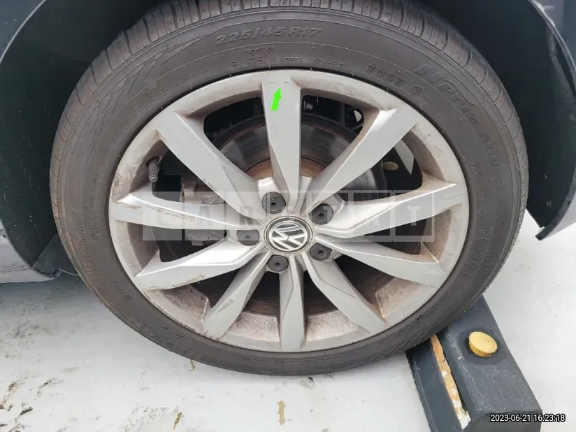 Photo 2 of 27: 2015 Volkswagen Golf 2.0 TDI BMT, VIN WVWZZZAUZFW332251 — Korean insurance auction