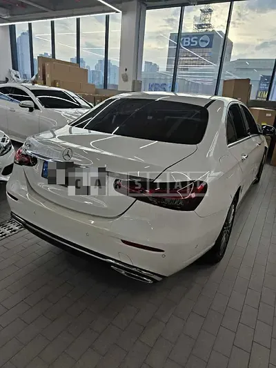 Photo 1 of 21: 2022 Mercedes-Benz E250 — Korean insurance auction