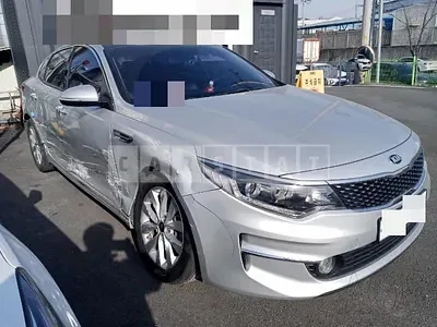 Photo 1 of 8: 2016 Kia K5 1.7 (Diesel), VIN KNAGX415GGA059705 — Korean insurance auction