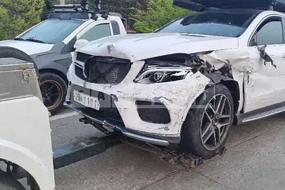 Photo 1 of 4: 2017 Mercedes-Benz GLE350d 4Matic Coupe, VIN WDCED2EB2HA071068 — Korean insurance auction