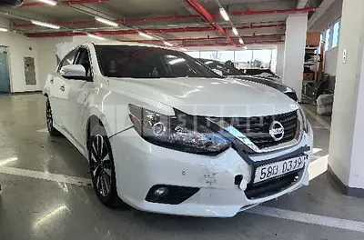 Photo 1 of 6: 2017 Nissan Altima 3.5, VIN 1N4BL3APXHC100605 — Korean insurance auction