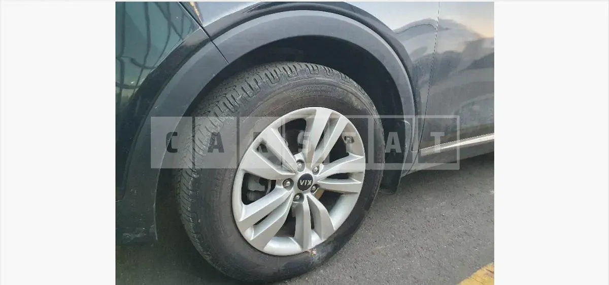 Photo 2 of 15: 2016 Kia Sorento 4WD, VIN KNAPS81ADGA209596 — Korean insurance auction