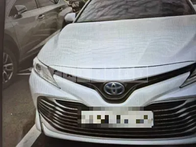 Photo 1 of 34: 2018 Toyota Camry Hybrid — Korean insurance auction