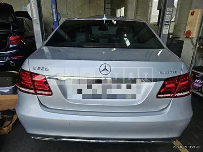 Photo 1 of 3: 2015 Mercedes-Benz E220 BlueTec — Korean insurance auction