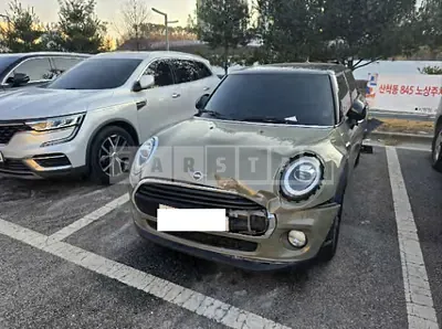 Photo 1 of 6: 2019 MINI Cooper — Korean insurance auction