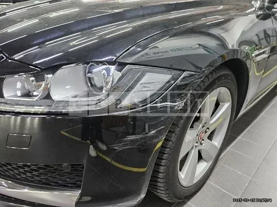 Photo 2 of 22: 2018 Jaguar XF 20d, VIN SAJBB4BN7JCY55234 — Korean insurance auction