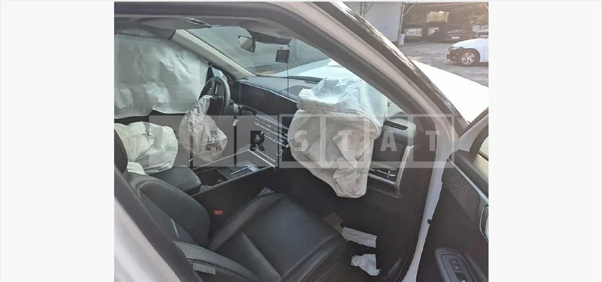 Photo 2 of 45: 2023 Hyundai Santa Fe 2.5T (Gasoline, 4WD) — Korean insurance auction