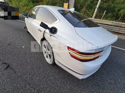 Photo 1 of 6: 2020 Genesis G80 — Korean insurance auction