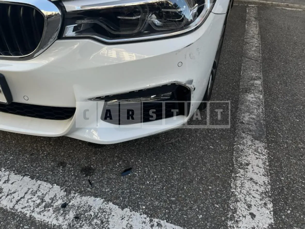 Photo 2 of 3: 2017 BMW (parts) 530i xDrive Headlamp — Korean insurance auction