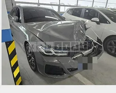 Photo 1 of 10: 2021 BMW 530e Hybrid — Korean insurance auction