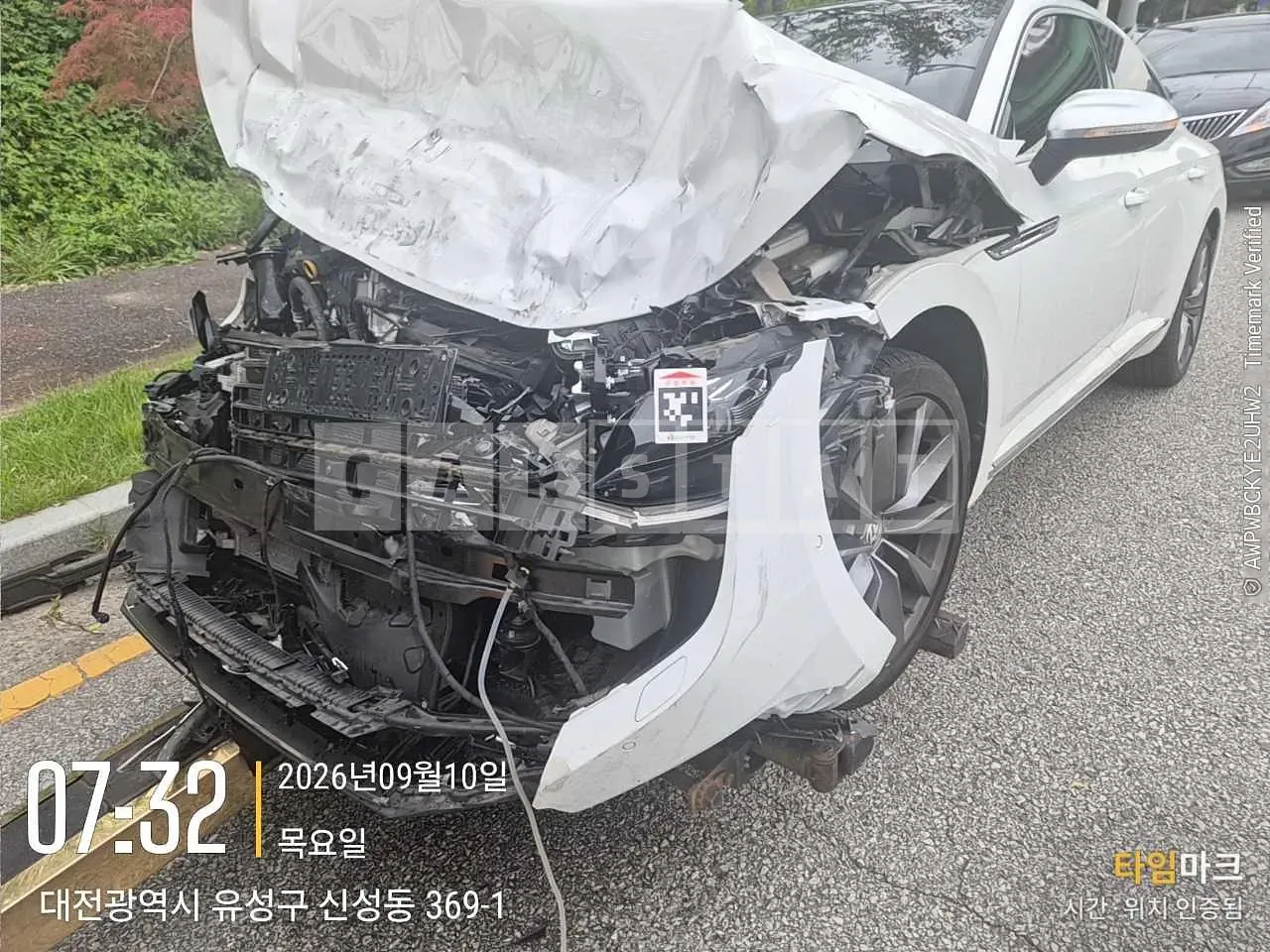 Photo 2 of 13: 2020 Volkswagen Atheon 2.0 TDI, VIN WVWZZZ3HZLE021460 — Korean insurance auction
