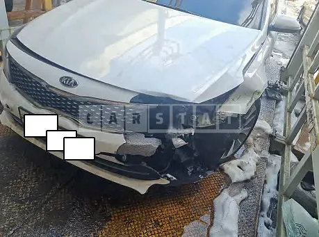 Photo 2 of 7: 2018 Kia K5, VIN KNAGS411BJA242560 — Korean insurance auction