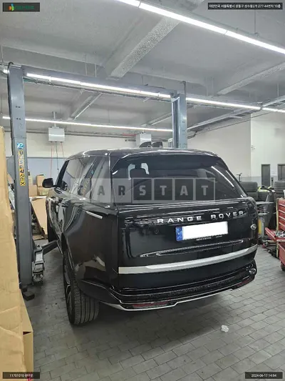 2023 Range Rover /The New Range Rover P530 LWB