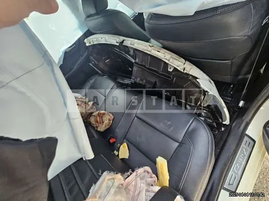 Photo 2 of 21: 2015 Toyota Camry — Korean insurance auction