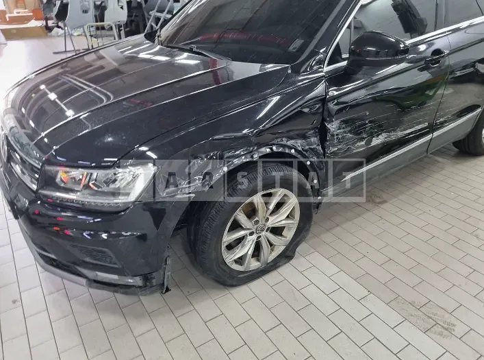 Photo 2 of 41: 2020 Volkswagen Tiguan 2.0 TDI, VIN WVGZZZ5NZLW808706 — Korean insurance auction