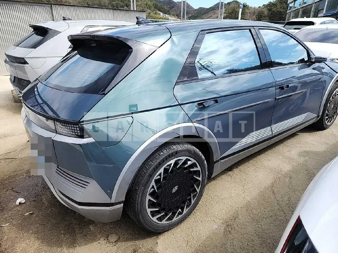 Photo 2 of 15: 2022 Hyundai IONIQ 5 Long Range, VIN KMHKR81AFNU092206 — Korean insurance auction