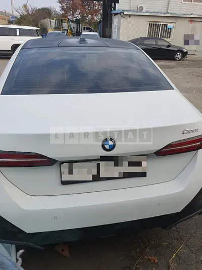Photo 1 of 9: 2024 BMW 520i — Korean insurance auction