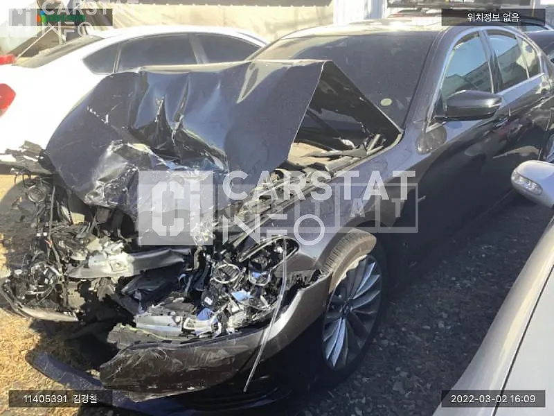 Photo 2 of 18: 2018 BMW 530i, VIN WBAJD3107JWC98649 — Korean insurance auction