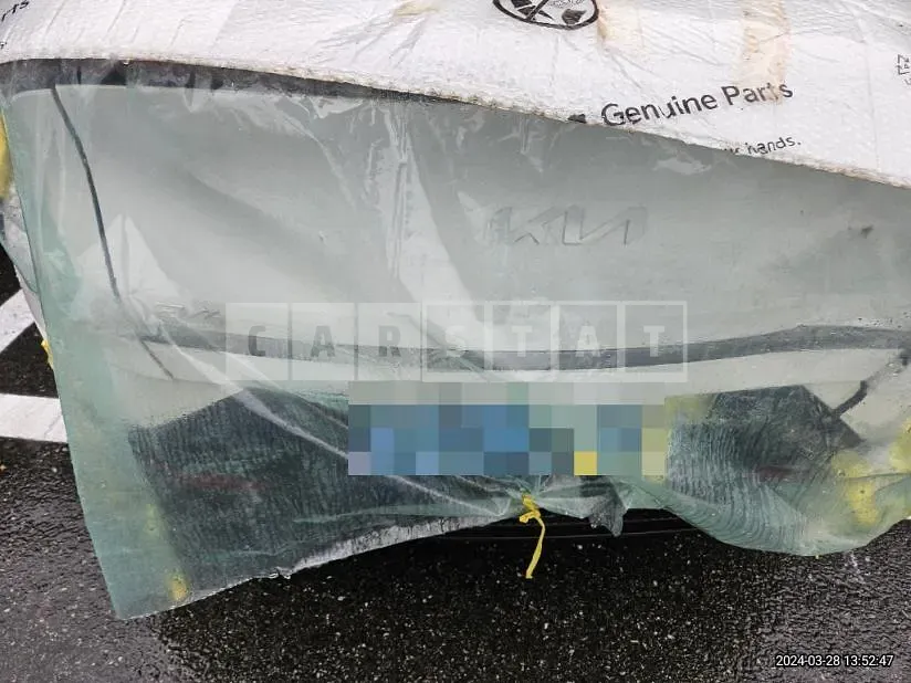 Photo 2 of 26: 2022 Kia EV6 Long Range — Korean insurance auction
