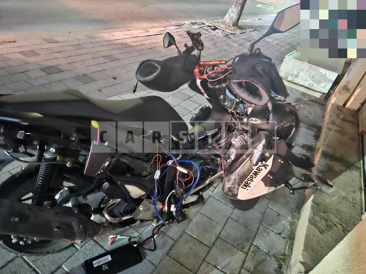 Photo 2 of 9: 2023 Honda (Two-Wheel) PCX125 — Korean insurance auction