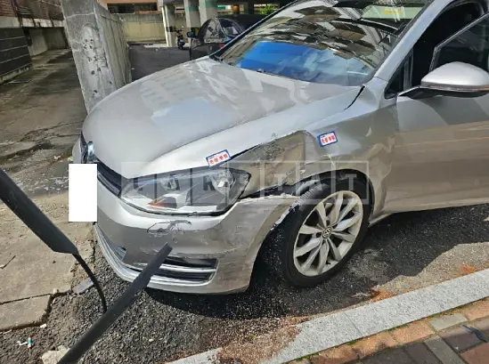 Photo 2 of 14: 2015 Volkswagen Golf 1.6 TDI BMT — Korean insurance auction