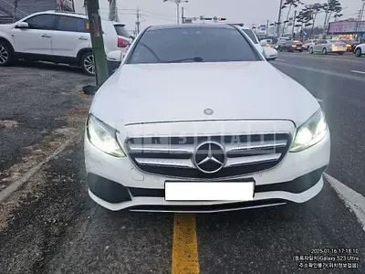 Photo 1 of 6: 2017 Mercedes-Benz E300 4Matic — Korean insurance auction