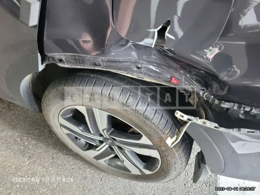 Photo 2 of 21: 2021 Kia Sorento, VIN KNARG81GDMA022444 — Korean insurance auction