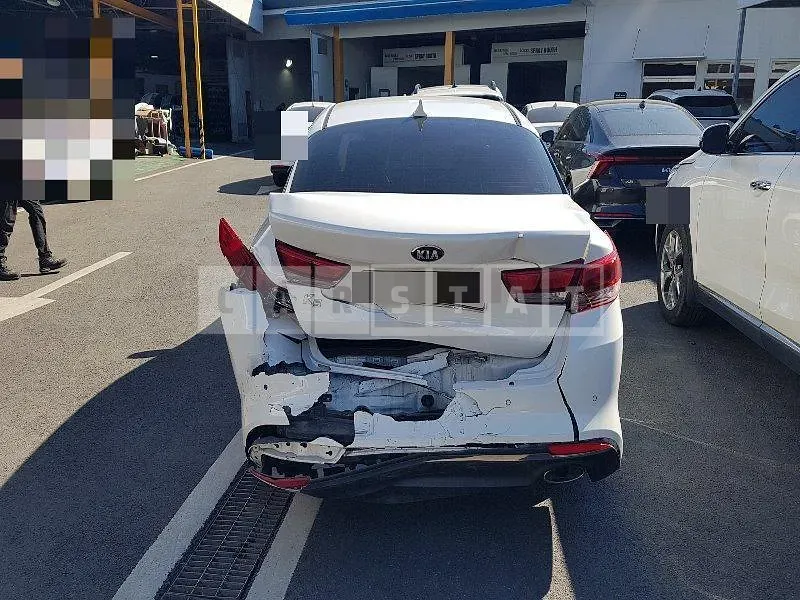 Photo 2 of 7: 2015 Kia K5 LPG — Korean insurance auction