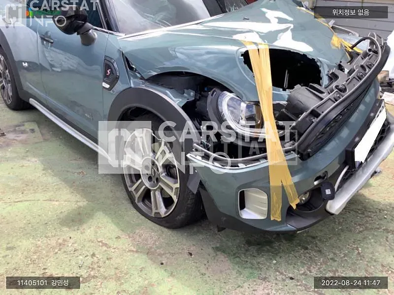 Photo 2 of 17: 2022 MINI Cooper S Countryman ALL4, VIN WMW11BS07N3P06573 — Korean insurance auction