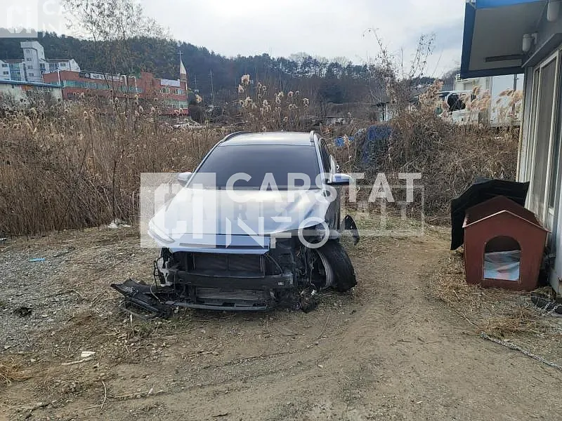 Photo 2 of 12: 2019 Hyundai Kona, VIN KMHK3816GJU239353 — Korean insurance auction
