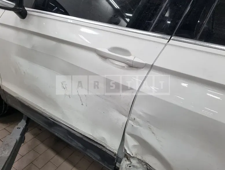Photo 2 of 17: 2018 Volkswagen Tiguan 2.0 TDI 4MOTION, VIN WVGZZZ5NZJW929383 — Korean insurance auction