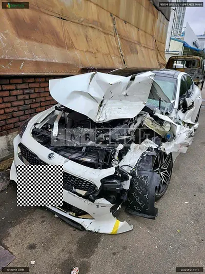Photo 1 of 13: 2021 Kia Stinger, VIN KNAE551CDMS098414 — Korean insurance auction