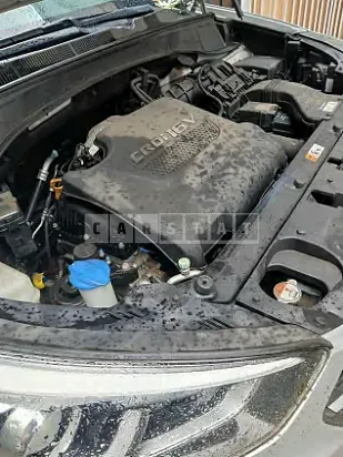 Photo 2 of 5: 2018 Hyundai Santa Fe — Korean insurance auction