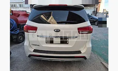 Photo 1 of 20: 2017 Kia Carnivals — Korean insurance auction