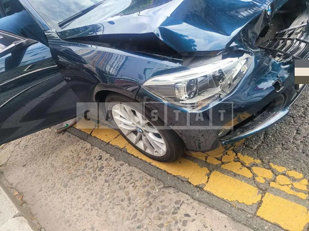 Photo 2 of 13: 2015 BMW 118d — Korean insurance auction