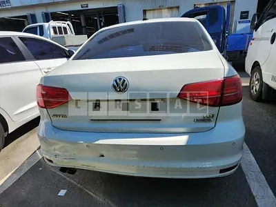 Photo 1 of 9: 2015 Volkswagen Jetta 2.0 TDI BMT Premium, VIN WVWZZZ16ZFM012002 — Korean insurance auction