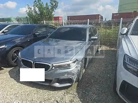 Photo 2 of 14: 2018 BMW 520d xDrive — Korean insurance auction