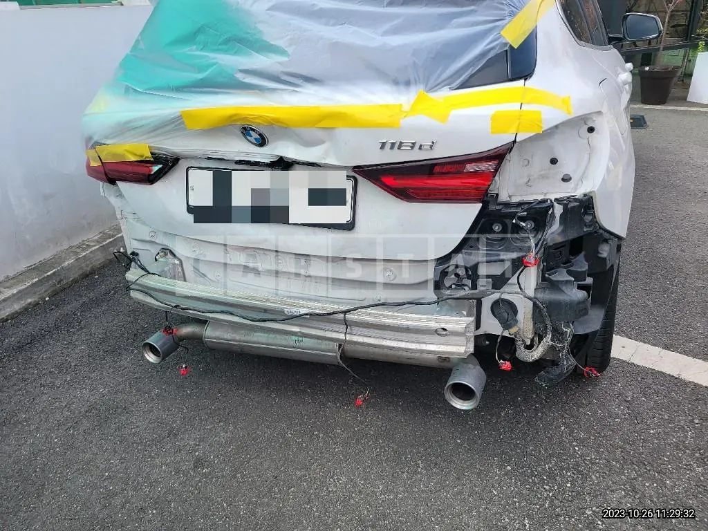 Photo 2 of 25: 2020 BMW 118d Sport, VIN WBA7M910XL7F68435 — Korean insurance auction