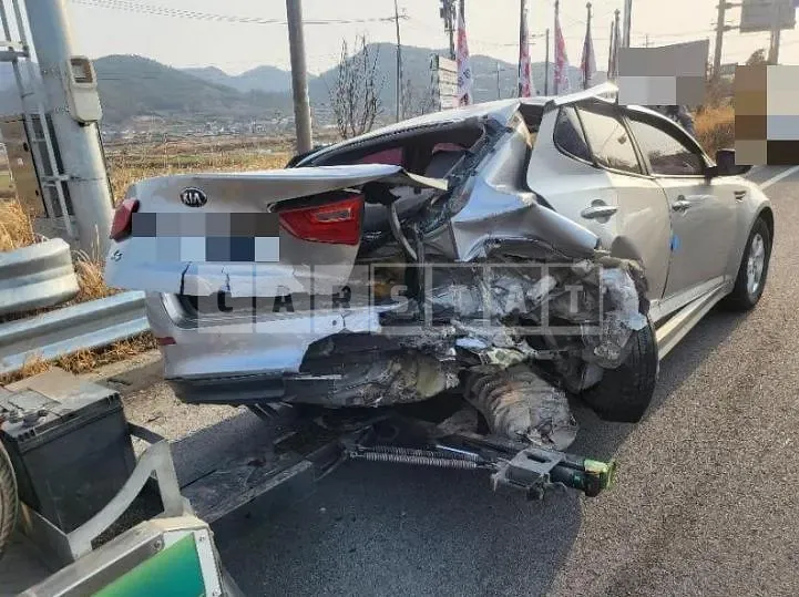Photo 2 of 5: 2014 Kia K5 2.0 (LPI) — Korean insurance auction