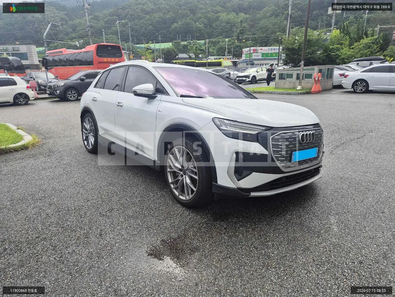 Photo 2 of 28: 2026 Audi Q4 45 e-tron, VIN WAUZZZFZ9TP048452 — Korean insurance auction