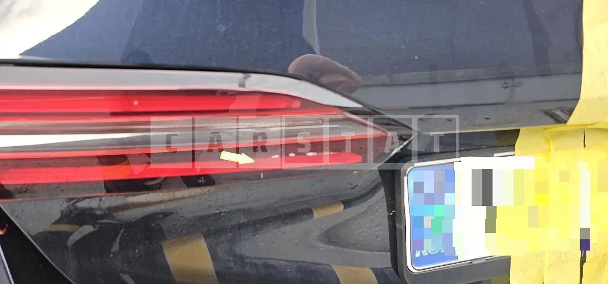 Photo 2 of 18: 2024 BMW 520i — Korean insurance auction