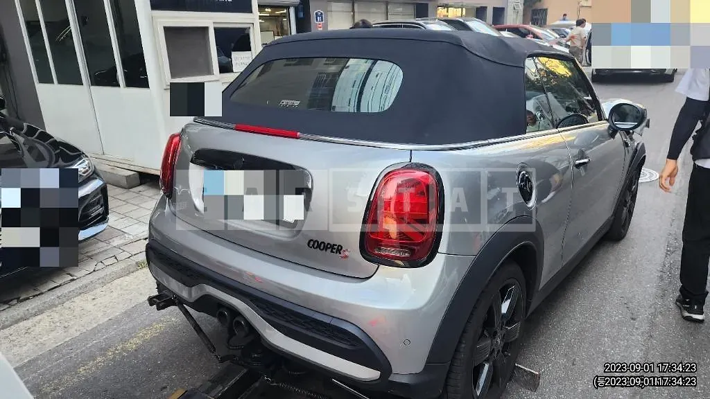 Photo 2 of 22: 2023 MINI Convertible Cooper S (1,998CC) — Korean insurance auction