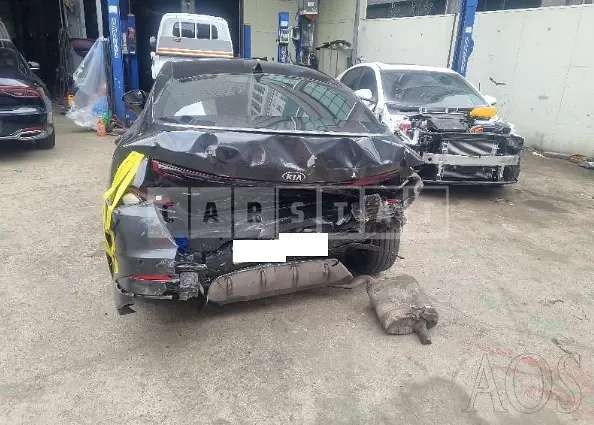 Photo 2 of 4: 2020 Kia K5, VIN KNAG3412BLA011229 — Korean insurance auction