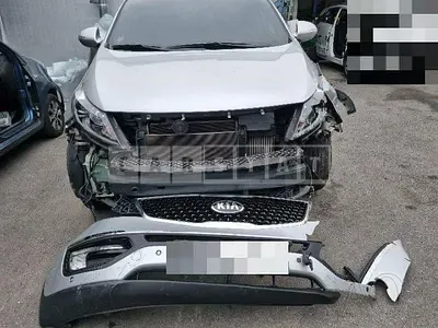 Photo 1 of 24: 2014 Kia Sportage R — Korean insurance auction