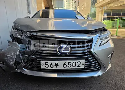 Photo 1 of 18: 2017 Lexus ES300h — Korean insurance auction