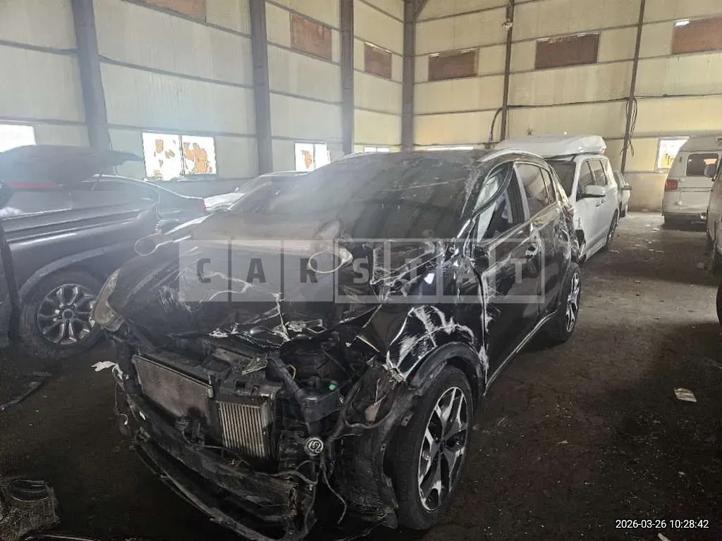 Photo 2 of 12: 2015 Kia Sportage — Korean insurance auction