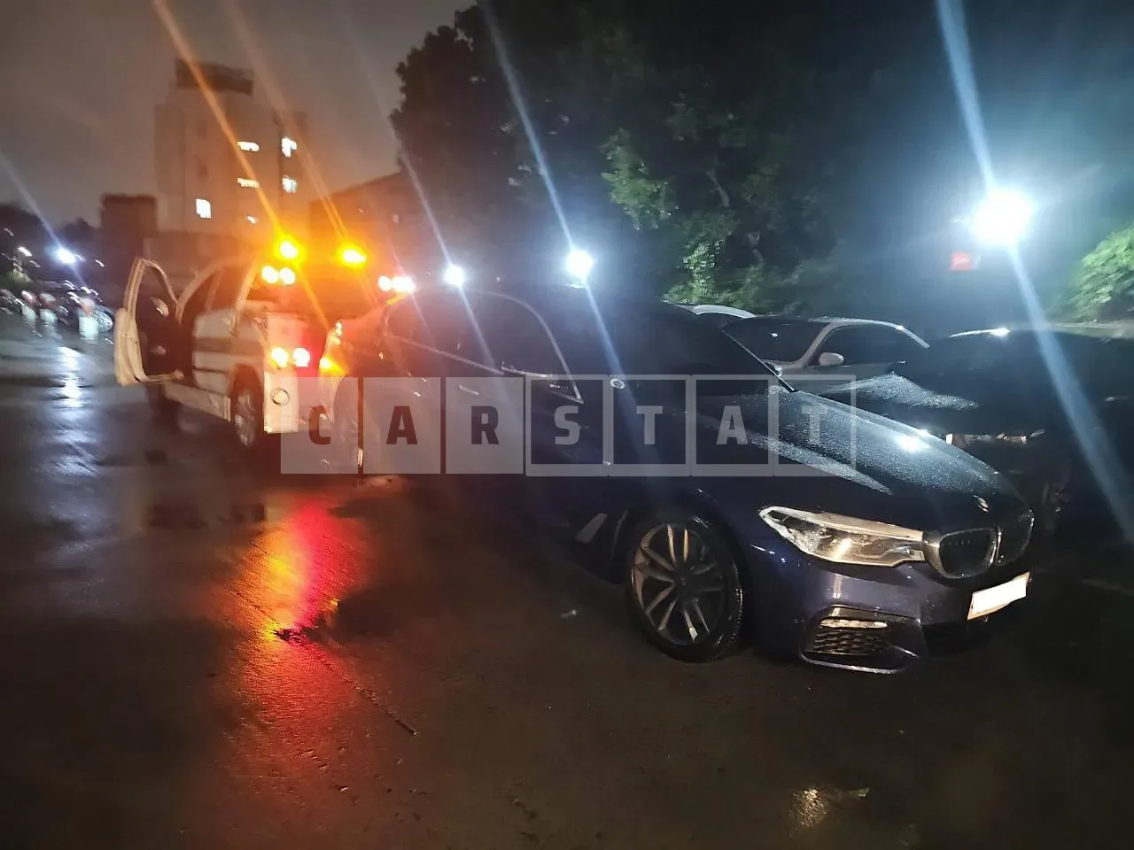 Photo 2 of 9: 2018 BMW 530i xDrive, VIN WBAJD9100JB277049 — Korean insurance auction