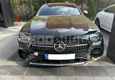 Photo 1 of 39: 2023 Mercedes-Benz E250 — Korean insurance auction